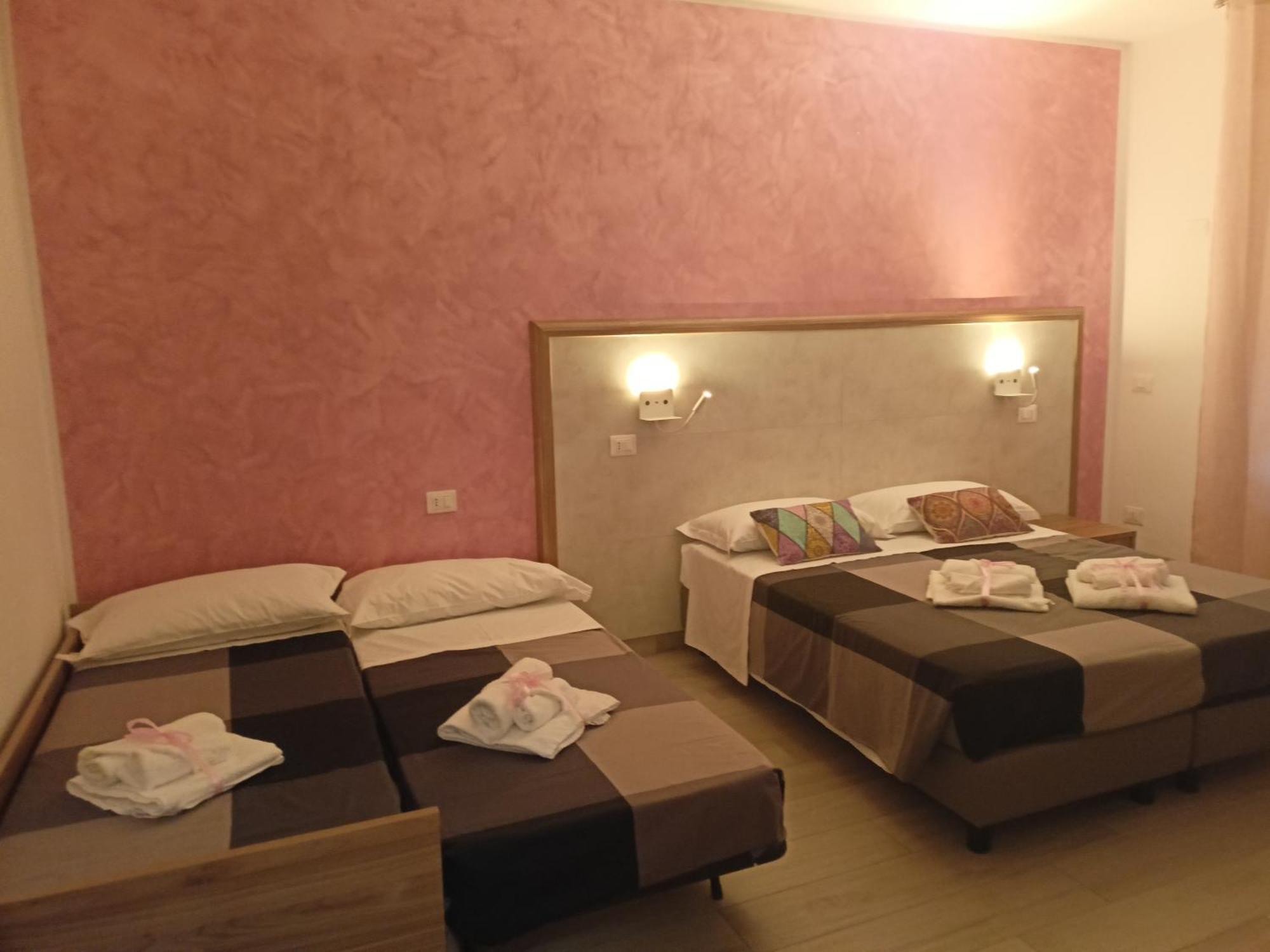 La Dea Rooms Ferrara Buitenkant foto